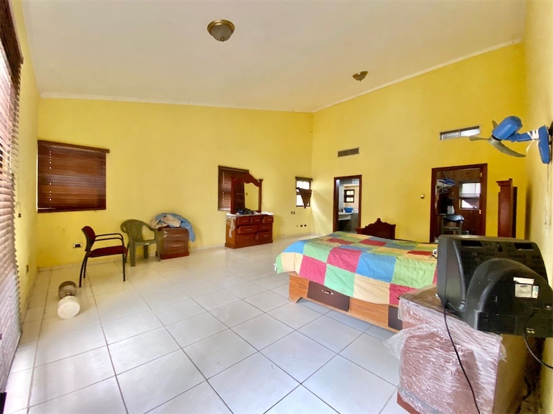 casas - Venta de casa 1000mts cerca del jardín botánico Arroyo Hondo Distrito Nacional 5