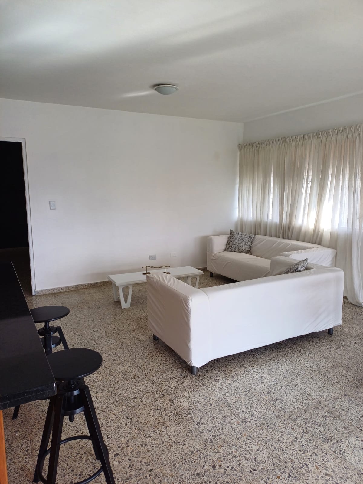 apartamentos - hermoso apartamento en una excelente zona y tranquila en bella vista  5