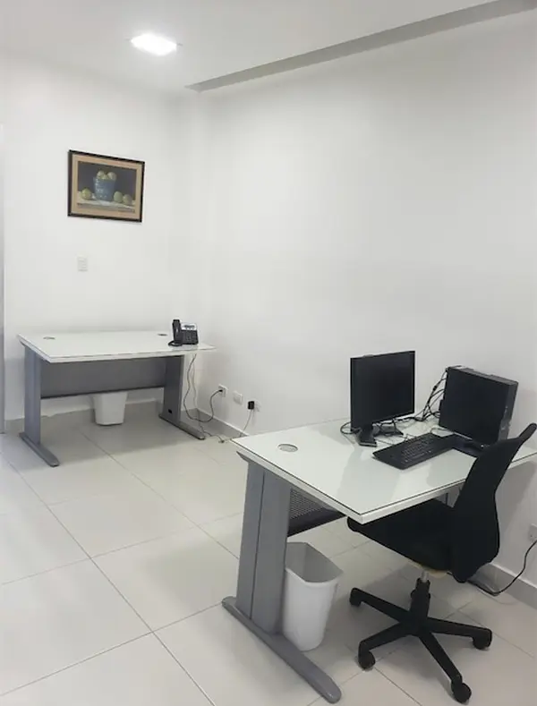 oficinas y locales comerciales - Locla en zona céntrica de arroyo hondo 5