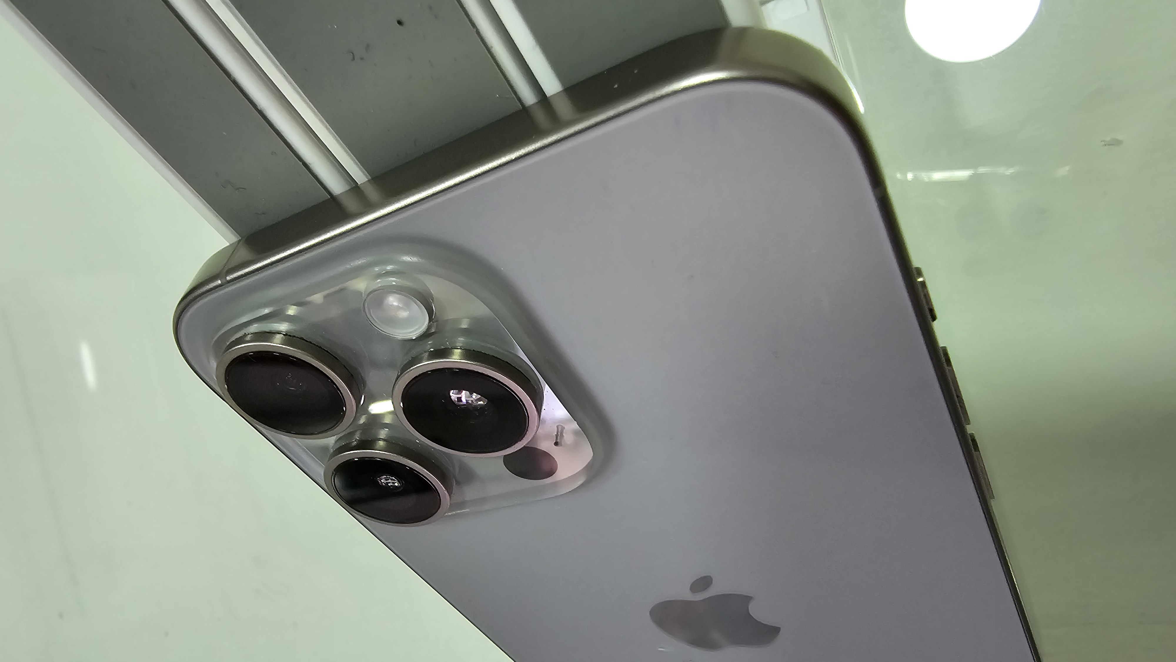 celulares y tabletas - iphone 15 pro max 256gb Desblokiado de fabrica natural Titanium 
