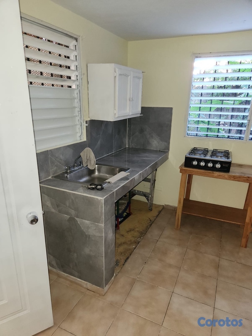 apartamentos - Estudio semiamueblado en la parte atras de la casa, Alma Rosa II  7