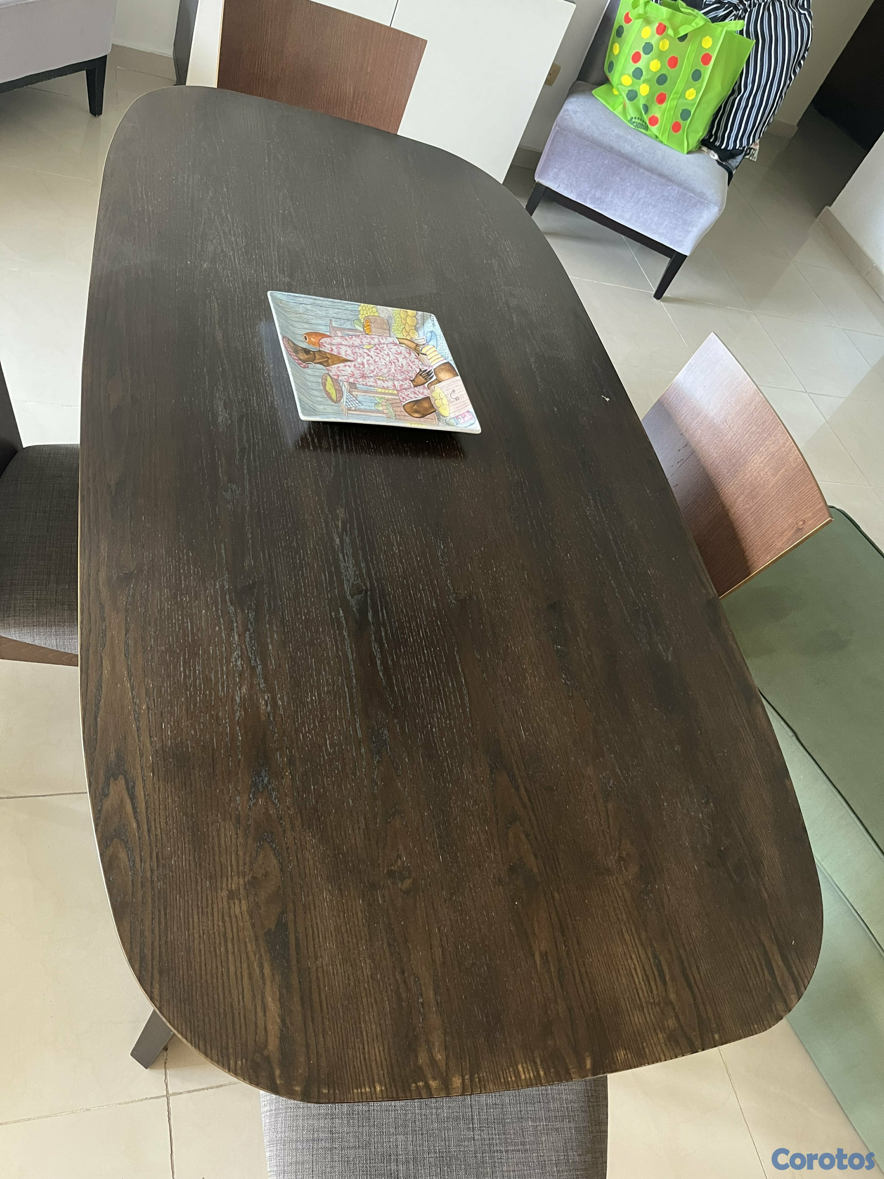 muebles y colchones - juego de comedor 4 sillas ( de Ilumel)RD$18,000 2