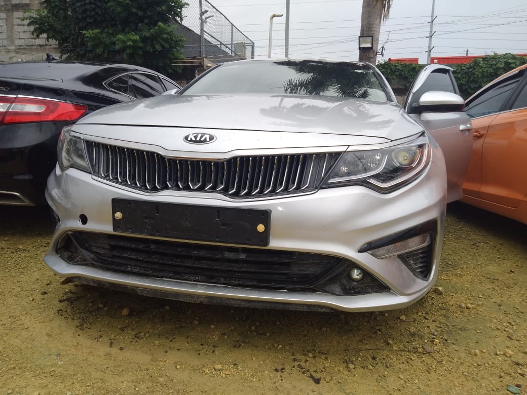 carros - KIA K5 2018 GRISDESDE: RD$705.100