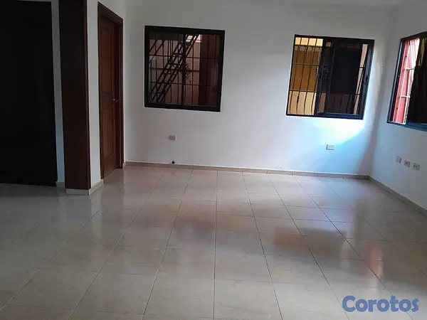 casas - Casa Amplia con Anexo Independiente – ¡Oportunidad 18