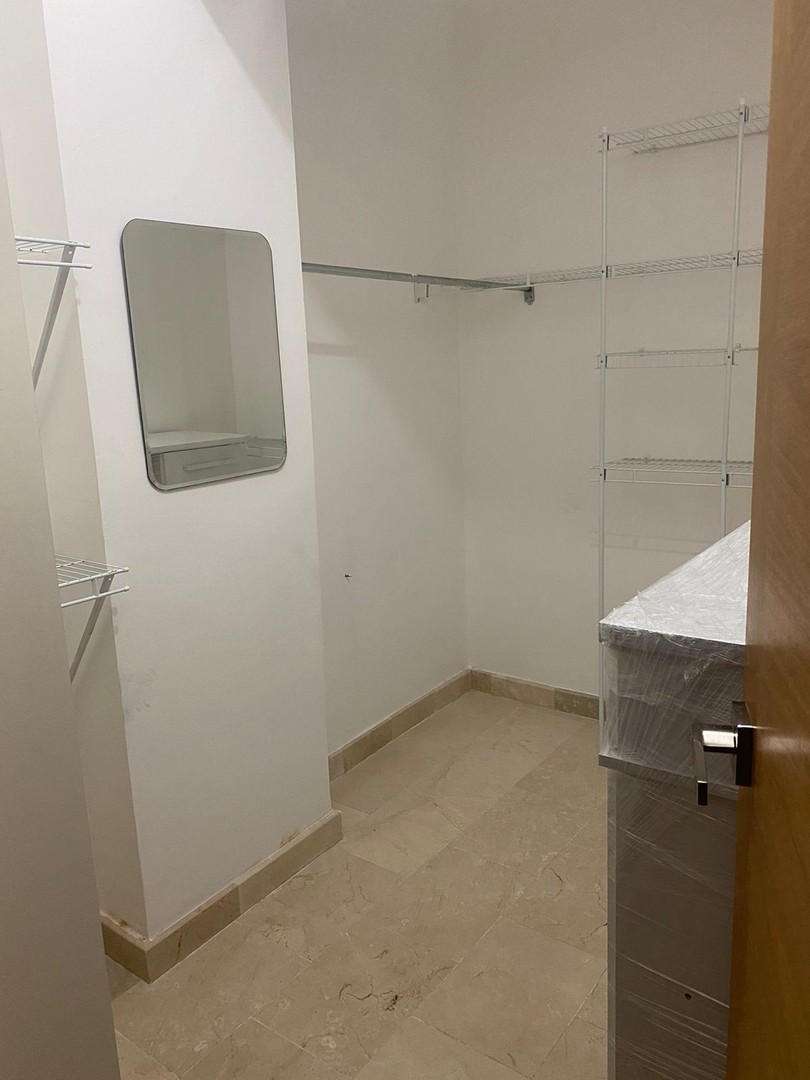 apartamentos - Sin Intermediarios En renta 2hb mas cuarto del servicio. 9