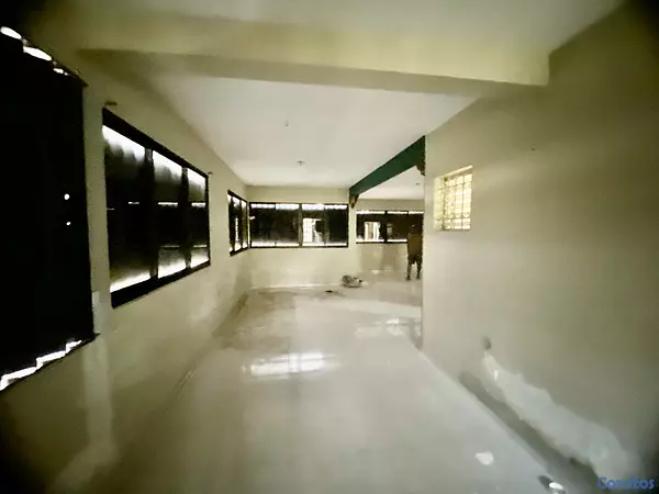 oficinas y locales comerciales - se alquila casa  3