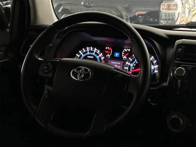 jeepetas y camionetas - Toyota 4runners 2019 Limited nighshade 5