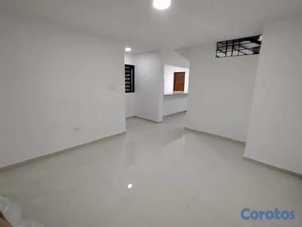 casas - casa completamente remodelada en los 3 ojos 9