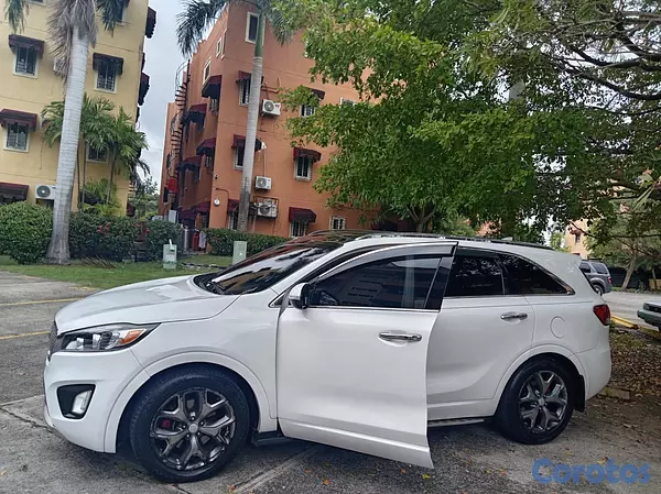 jeepetas y camionetas - Kia Sorento  5
