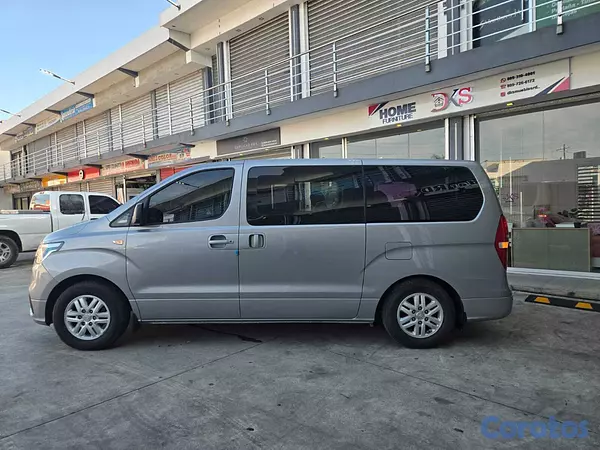 otros vehiculos - HYUNDAI GRAND STAREX 2021 GRIS 5