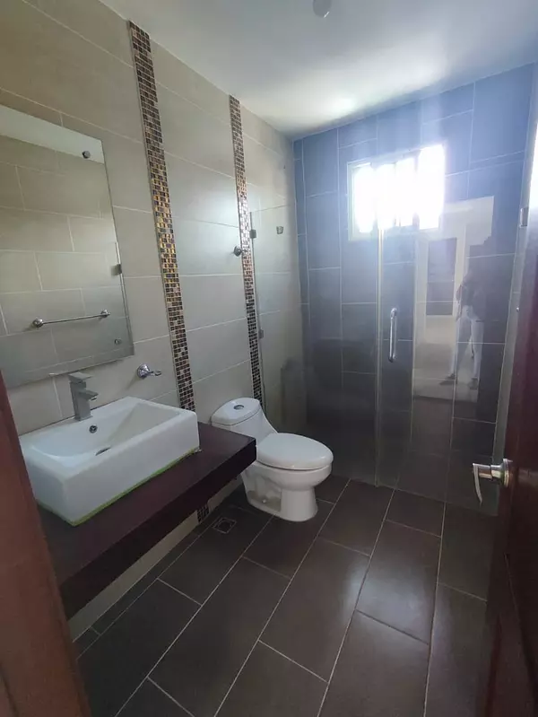 apartamentos - Vendo Apartamento 4to Nivel con Piscina en Llanos de Gurabo 7
