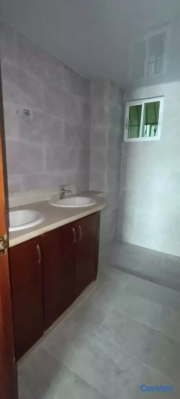 apartamentos - Bella Vista Amplio apartamento clásico 250mts 9