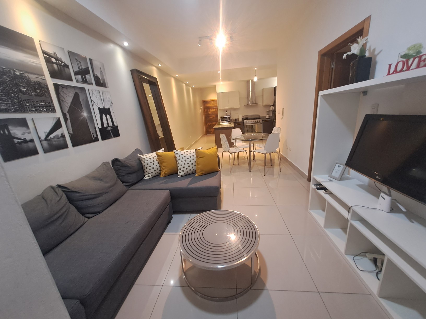 apartamentos - Apartamento  con terraza amueblado 2do piso en serralles 
 6