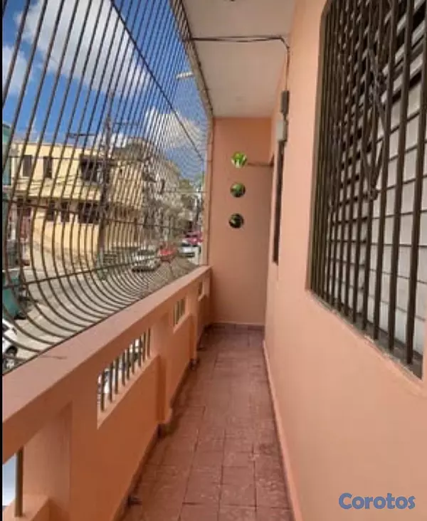 casas - Venta de Casa en la Zona Colonial  2