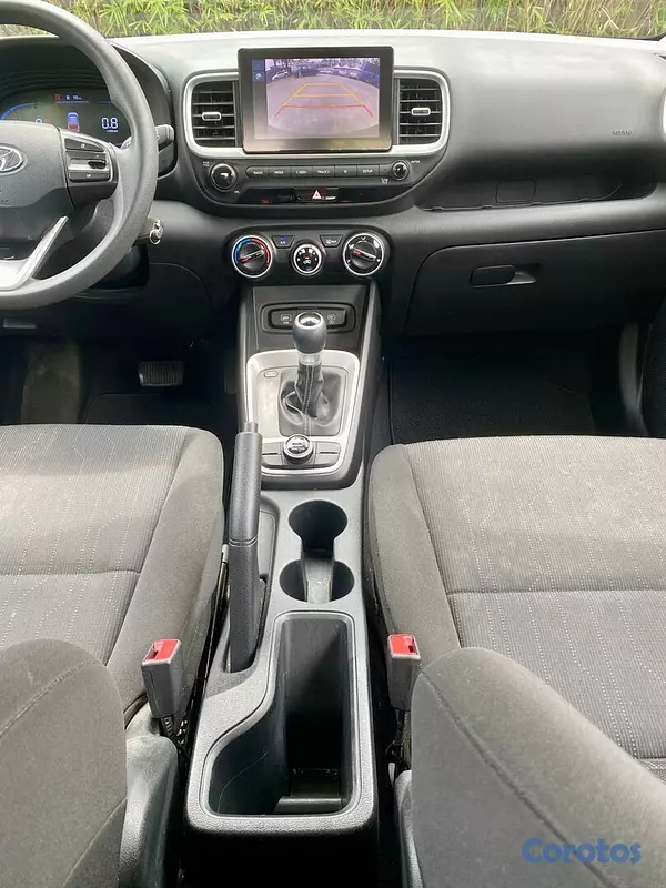 jeepetas y camionetas - HYUNDAI VENUE 2024 8