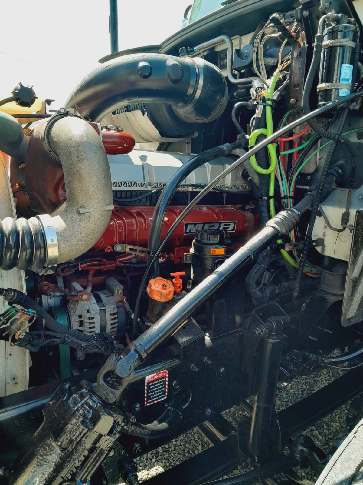 camiones y vehiculos pesados - MACK PINNACLE AÑO 2015  1