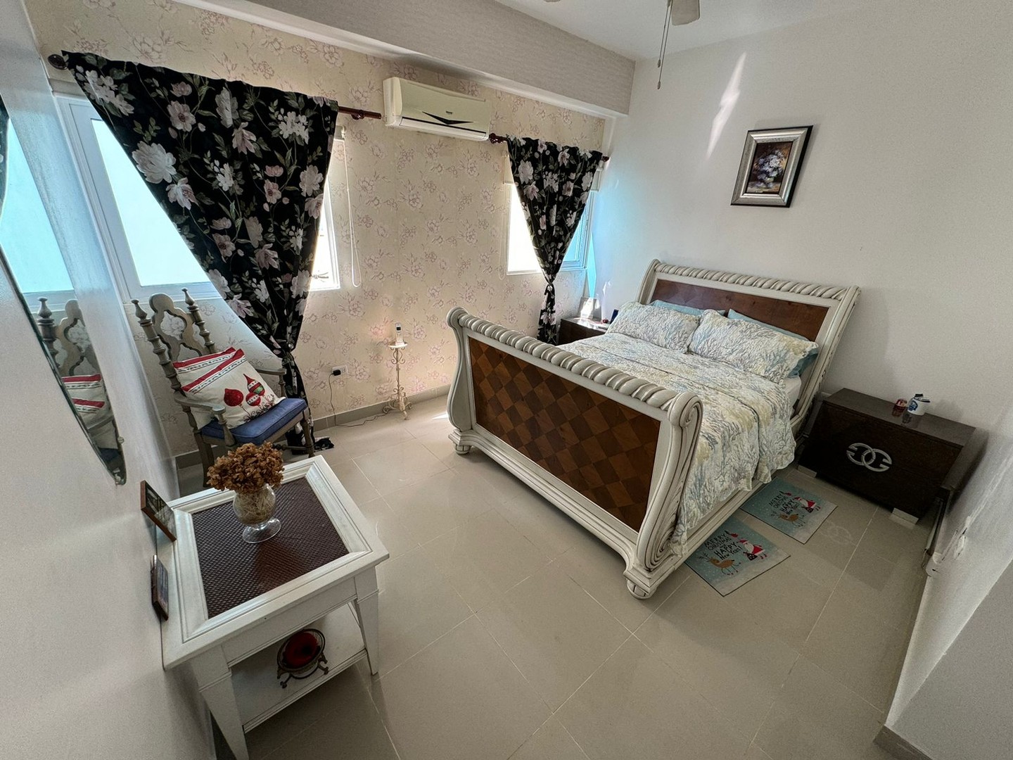 penthouses - Penthouse en Venta
MIRADOR SUR
USD 410,000.00
Mantenimiento: RD$12,800.00

 7