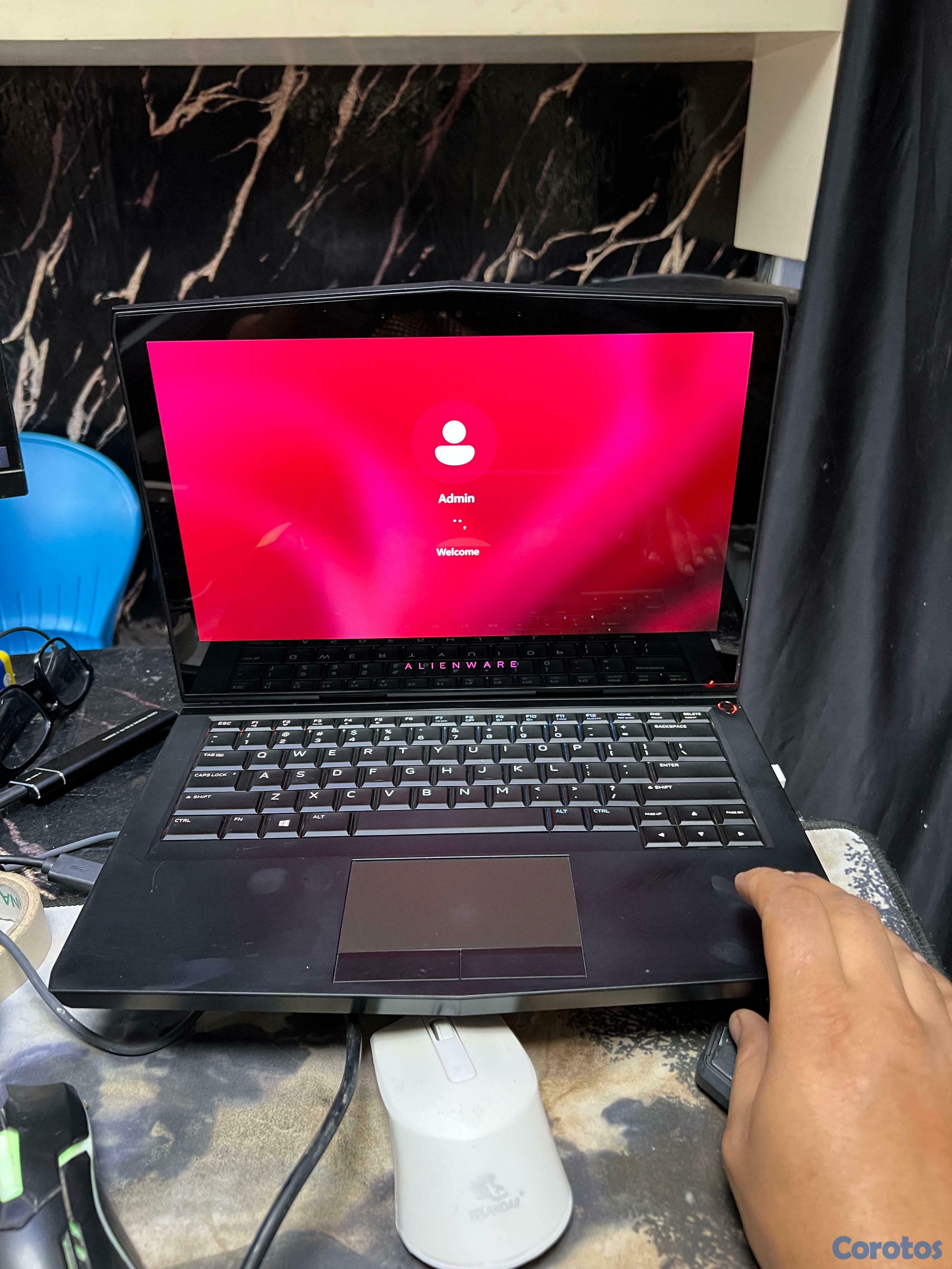 computadoras y laptops - Alienware 13 R3/Intel i7-7920HQ@3,10ghz/Nvidia gtx 7