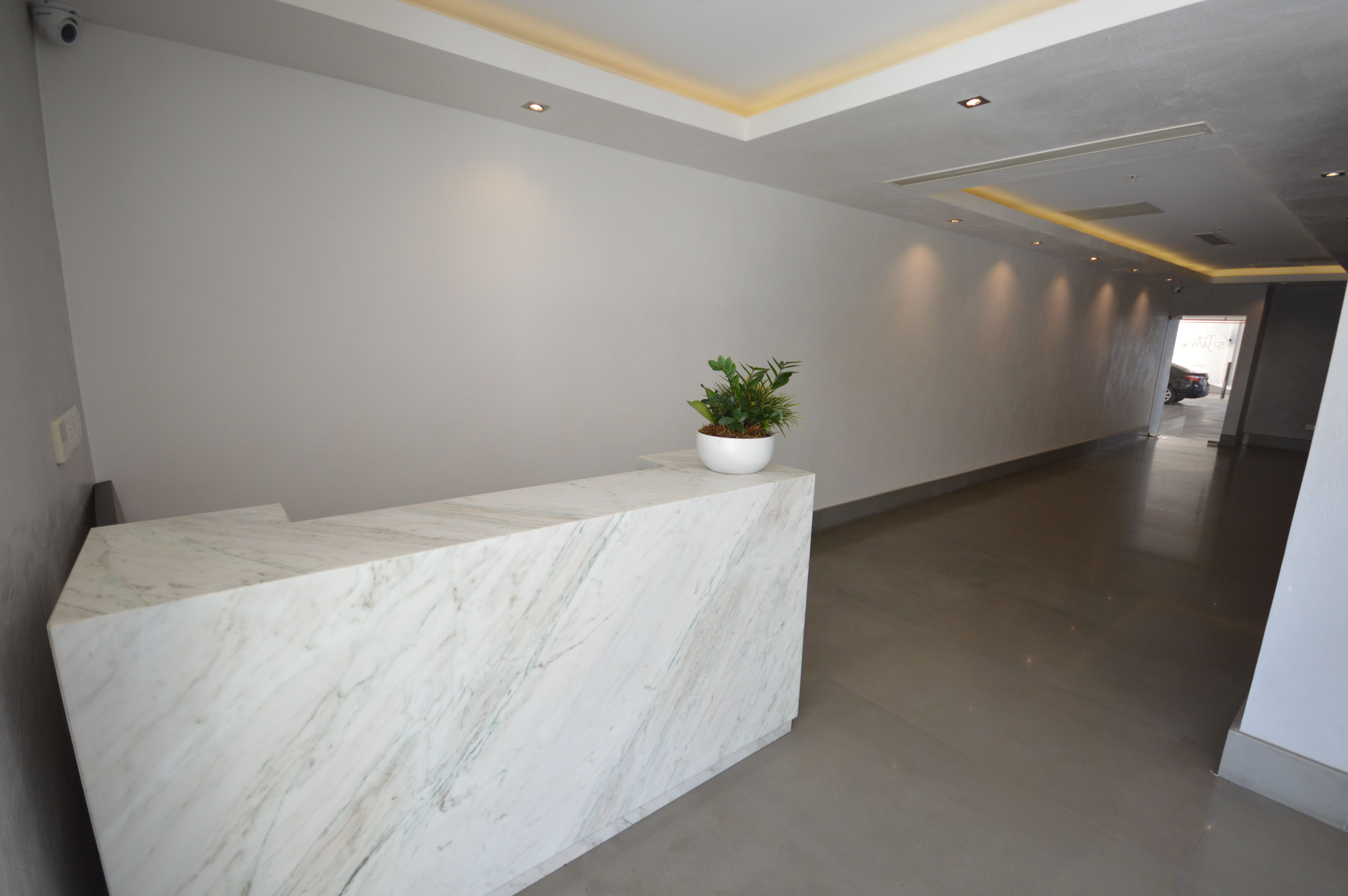 oficinas y locales comerciales - Torre Empresarial en Venta en el Centro de Piantini 5