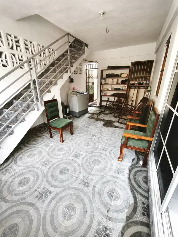 casas - Vendo Casa km 11 Av. Independencia sector Invi 8