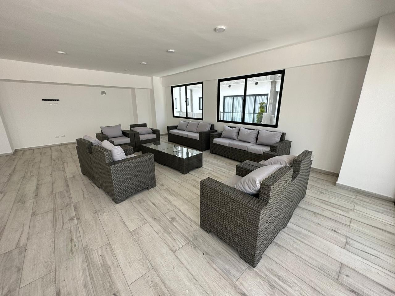 apartamentos - Apartamento en alquiler de 2 habitaciones Evaristo Morales 2
