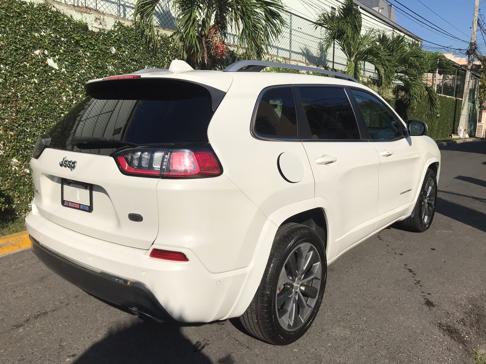jeepetas y camionetas - JEEP CHEROKEE OVERLAND 2019 4
