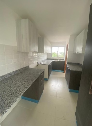 penthouses - Venta de Pent-house en las Colinas del Seminario, Torre Familiar a estrenar!

 3