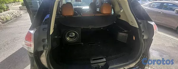 jeepetas y camionetas - Nissan rouge 2014 10