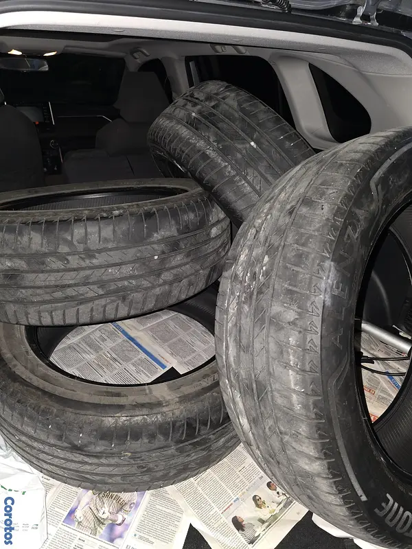 repuestos - Vendo set de 4 Gomas Bridgestone Alenza 001 usadas 2
