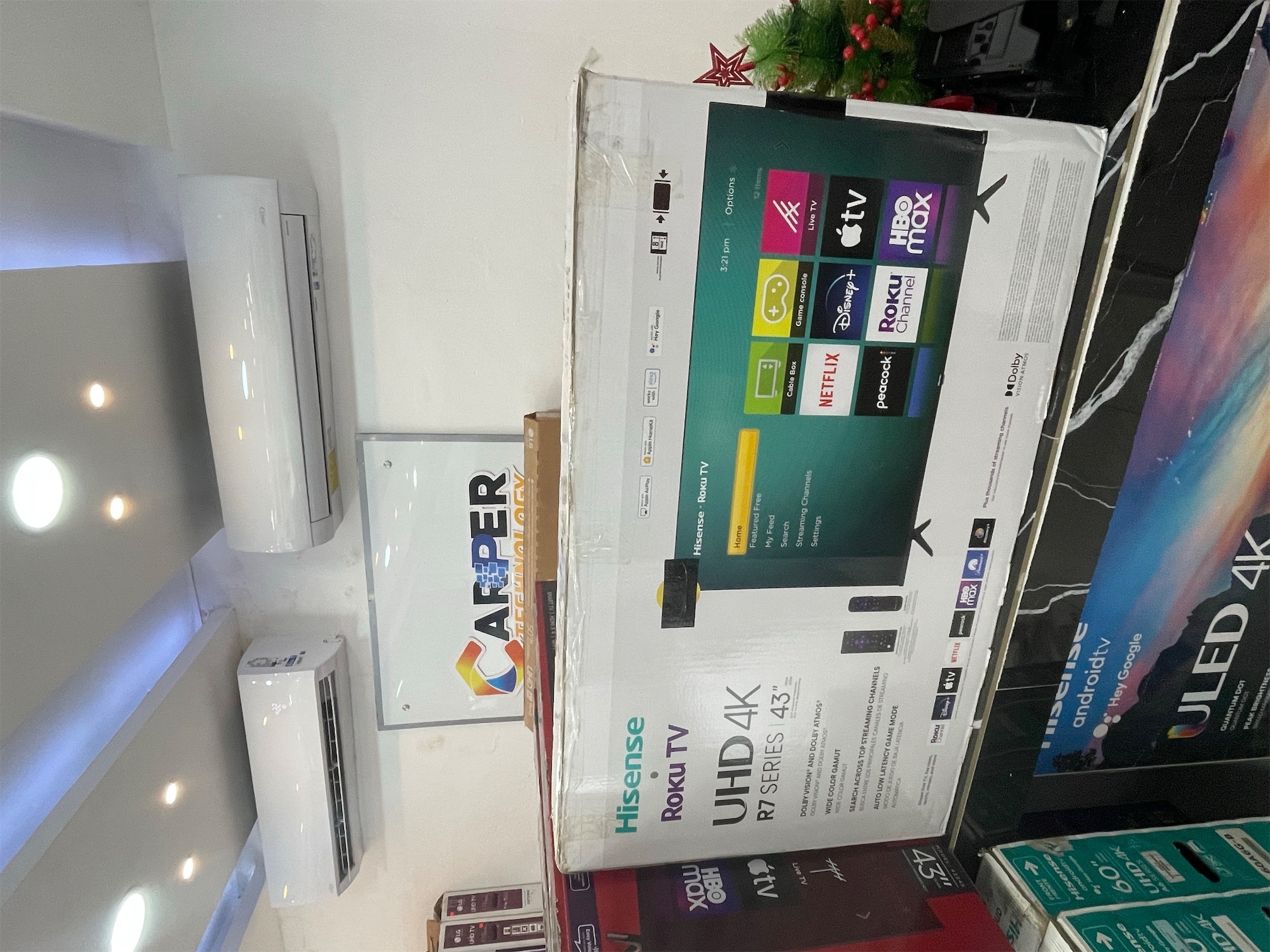 tv - Televisor Hisense 43”R7 Roku Smart Tv 4K 1 año de garantía somos tienda física