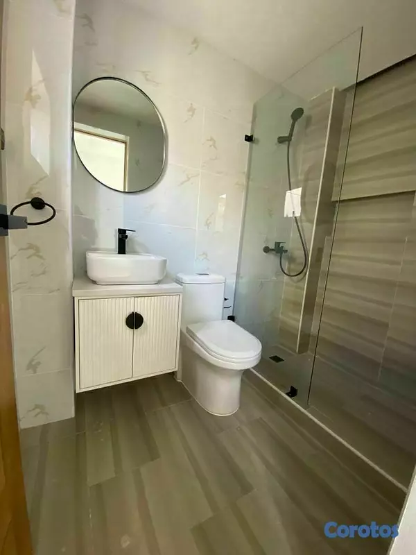 apartamentos - Apartamento 2do nivel con terraza en venta  7