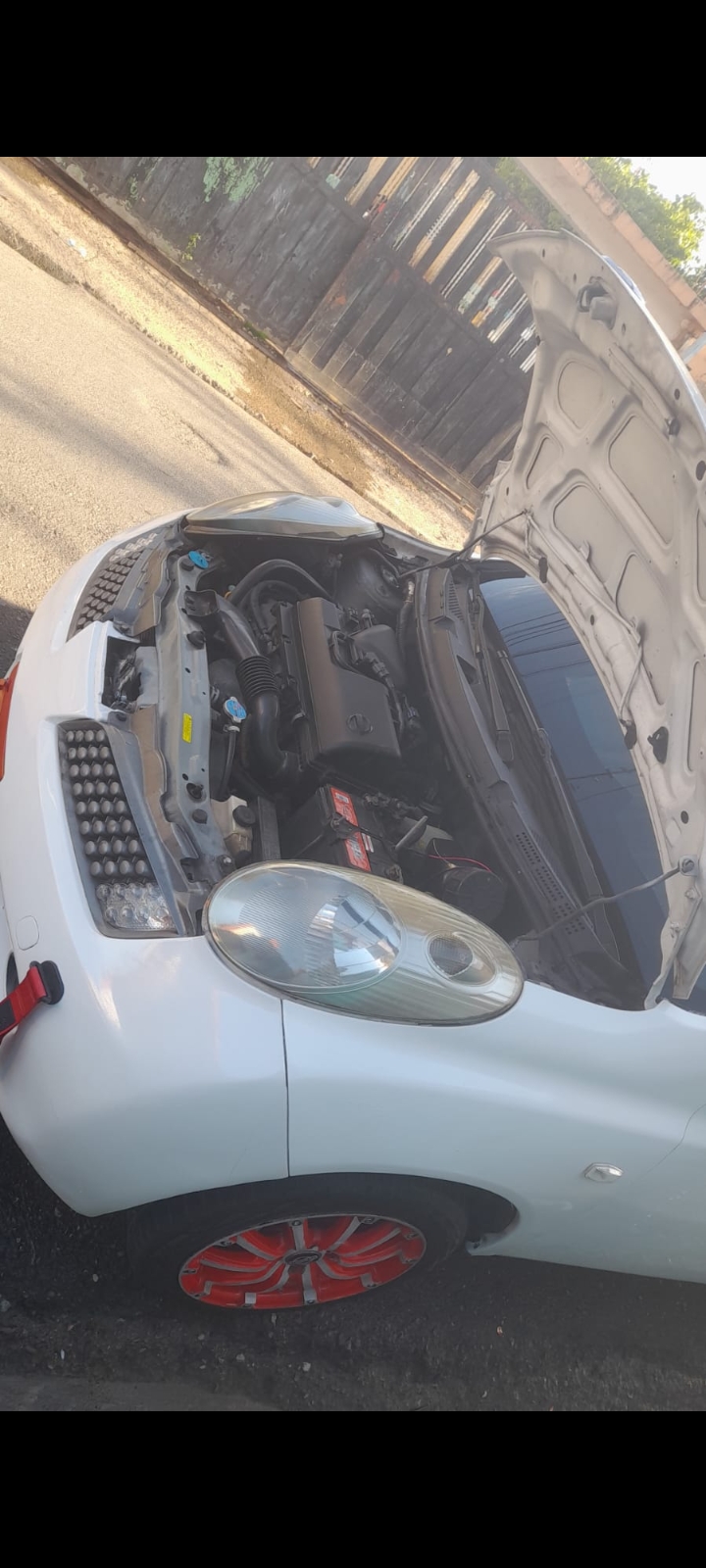 carros - Nissan marh año 2007como una niña  3