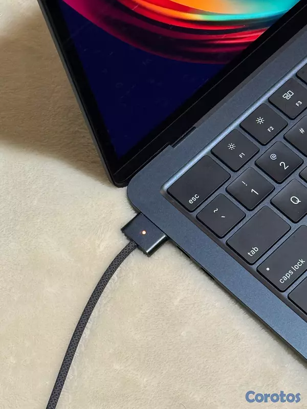 computadoras y laptops - Macbook Air M2 (2022) 13" - Midnight - ¡Como Nueva 4
