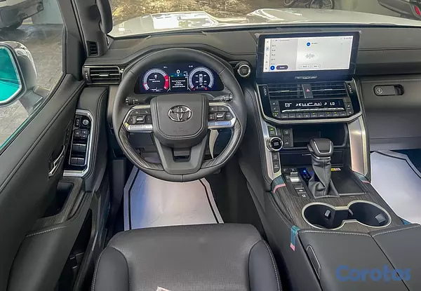 jeepetas y camionetas - Toyota Land Cruiser VXR 2026 10