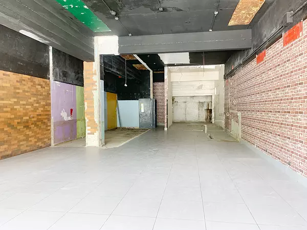 oficinas y locales comerciales - Local salon abierto amplio 7