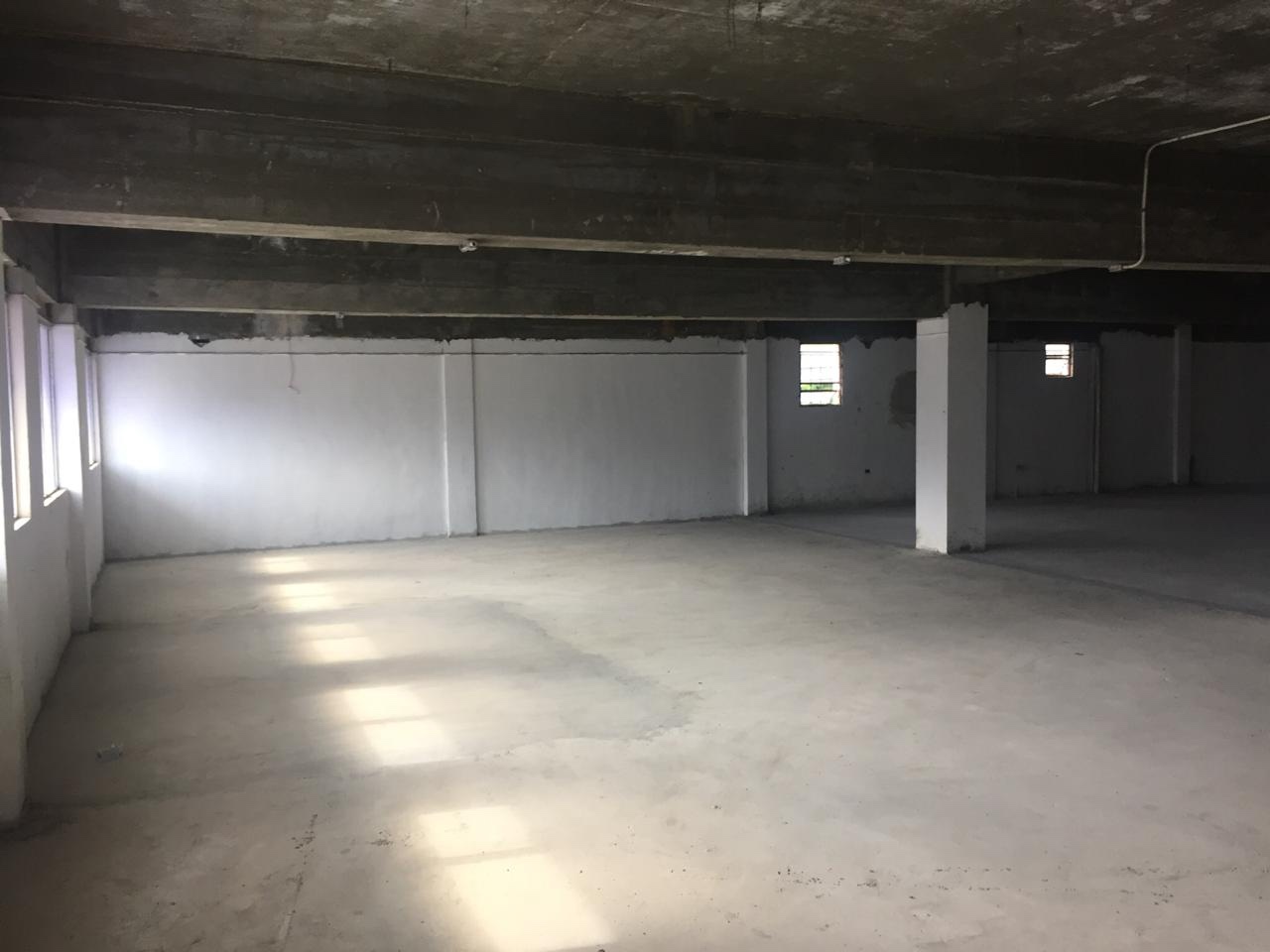 oficinas y locales comerciales - Local Naco 2 niveles 1,300 mts
 3