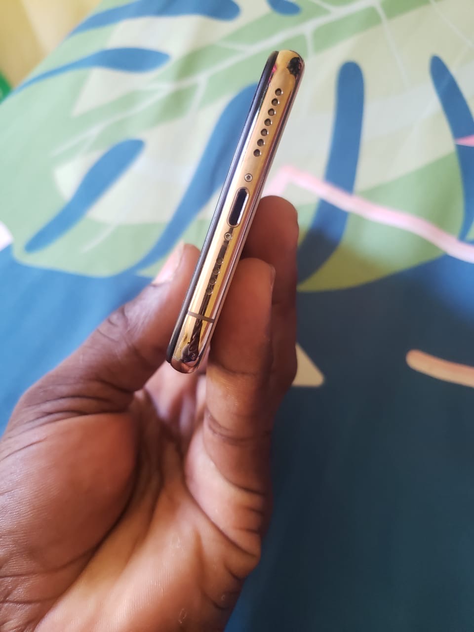 celulares y tabletas - iPhone xs mas no face id 64 GB factory bateria 80 3