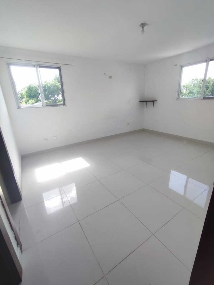 apartamentos - Vendo Apartamento 4to Nivel con Piscina en Llanos de Gurabo 7