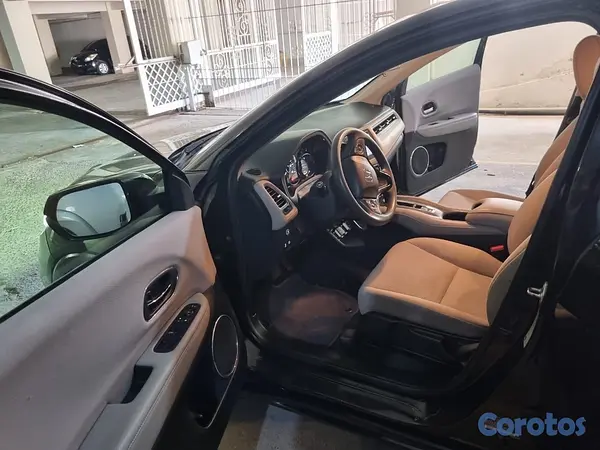 carros - Honda Civic HR- V 4