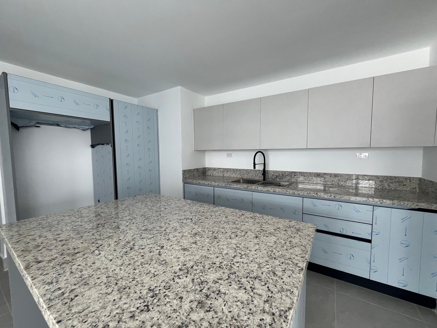 apartamentos - Apartamento En Alquiler En Piantini De Dos Habitaciones 6
