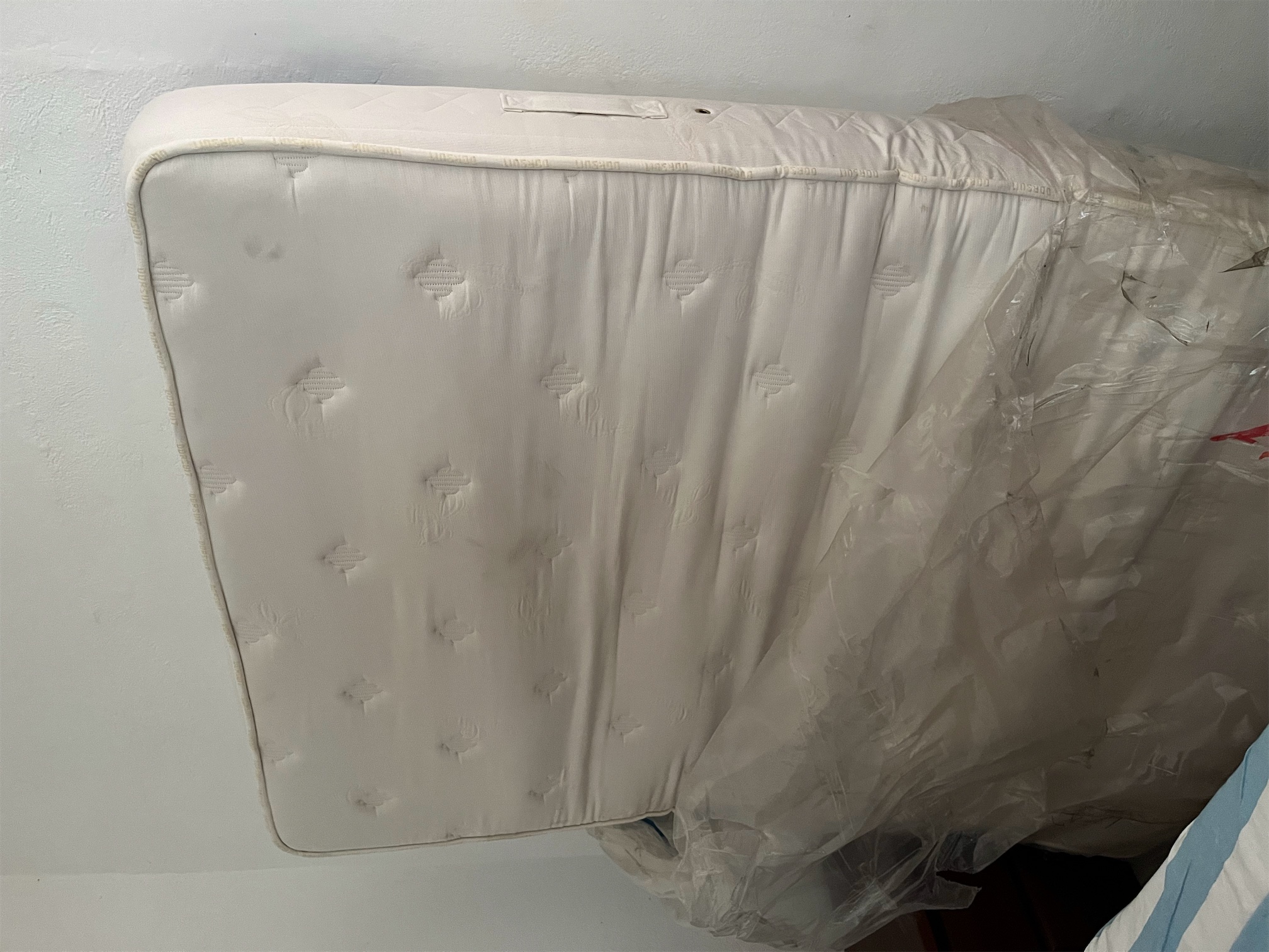 muebles y colchones - COLCHÓN FULL 54” MARCA DORSUIT NUEVO
