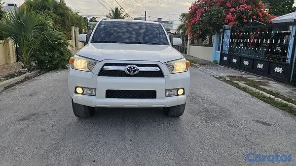 jeepetas y camionetas - Toyota 4runner 2013 3 filas 6