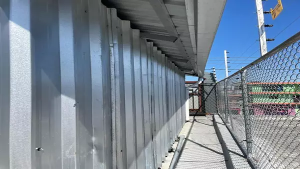 oficinas y locales comerciales - Edificio en MARÍA AUXILIADORA 8
