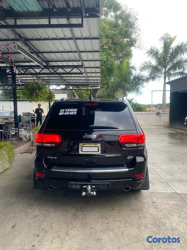 jeepetas y camionetas - Jeep Grand Cherokee Overland Negro Perla 4x4 7