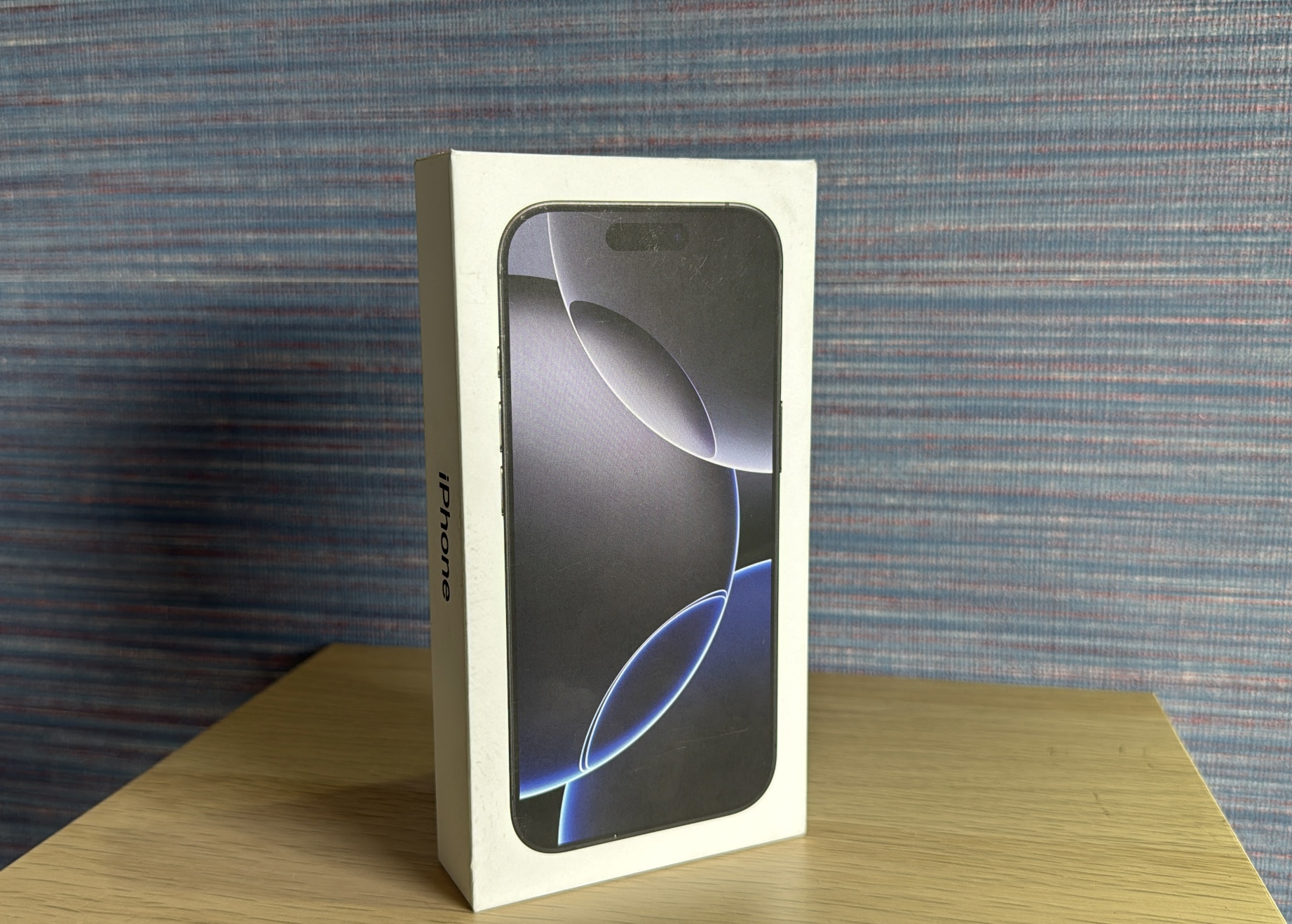 celulares y tabletas - iPhone 16 Pro 256GB E-SIM Sellado RD$ 75,900 NEG 0