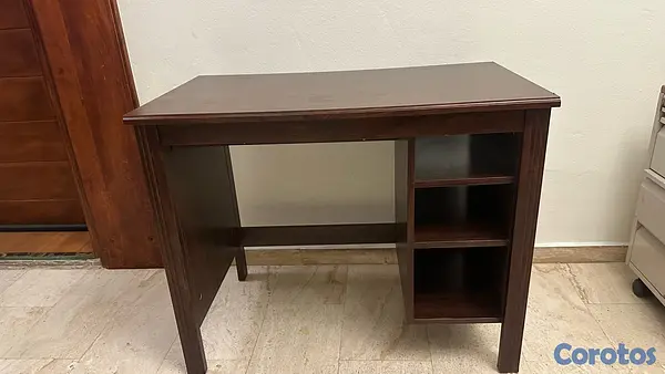 muebles y colchones - Escritorio IKEA color madera oscura con repisas laterales
 2