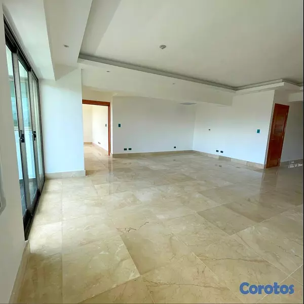 apartamentos - Apartamento a pasos de la Av. Anacaona con 300m2 5