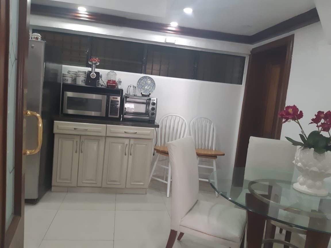 apartamentos - Vendo apto en La esperilla m260. Mt2. Piso alto 4