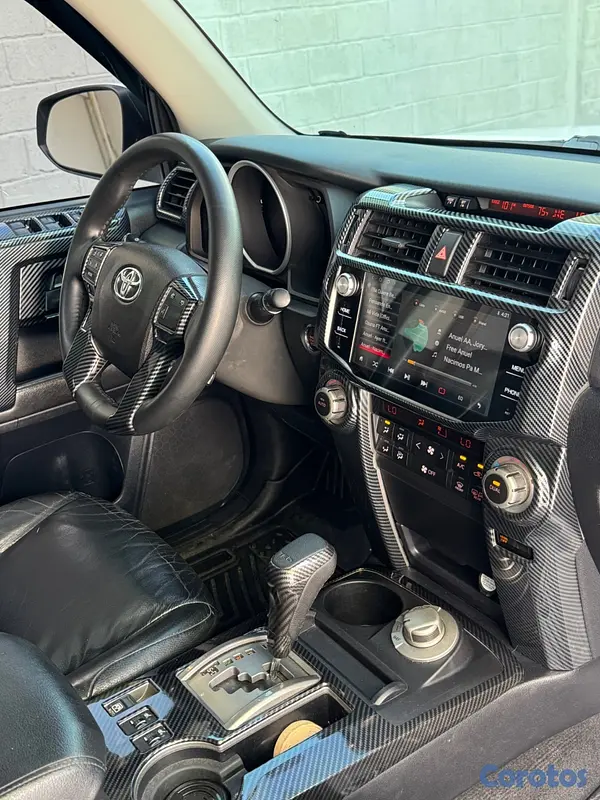 jeepetas y camionetas - Toyota runner 4x4 2010 limited  5