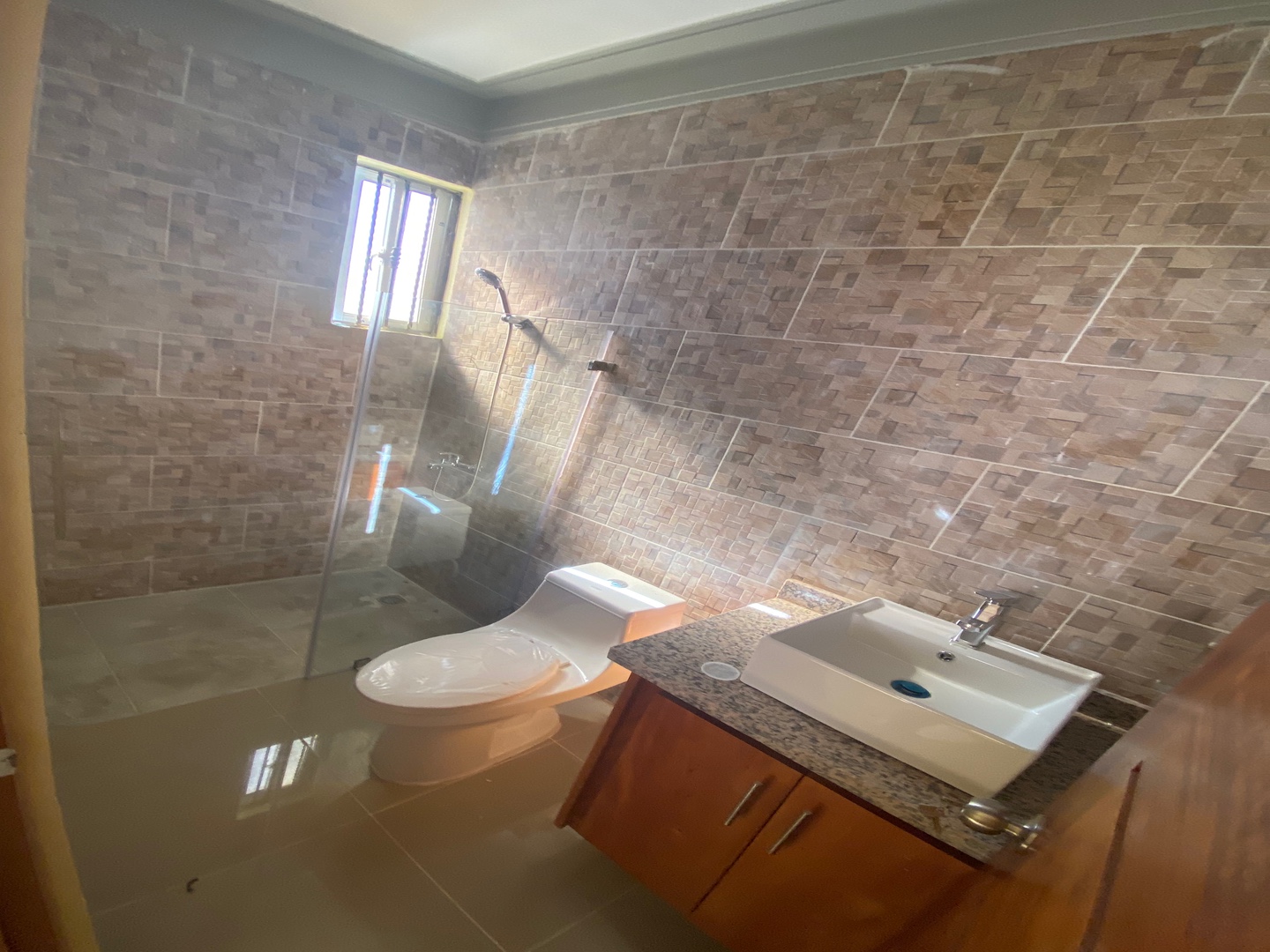casas - CASA EN VENTA EN SANTIAGO DE LOS CABALLEROS POR LOS PRADO 9